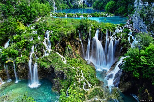 waterfall-paradise-plitvice-lakes-national-park-croatia-cygy-924