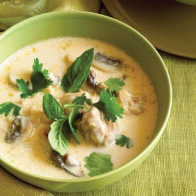 thai-coconut-soup-or-Tom-Kha