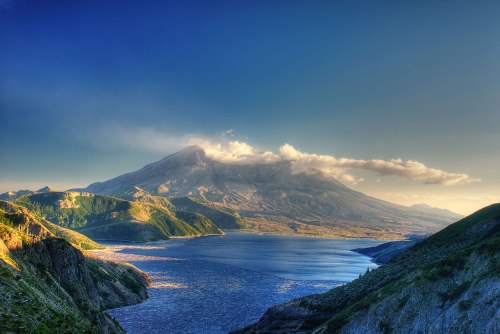 Mt-St-Helens1